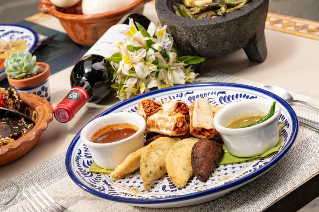 Hotel Boutique Casona De La China Poblana - Adults Only プエブラ エクステリア 写真